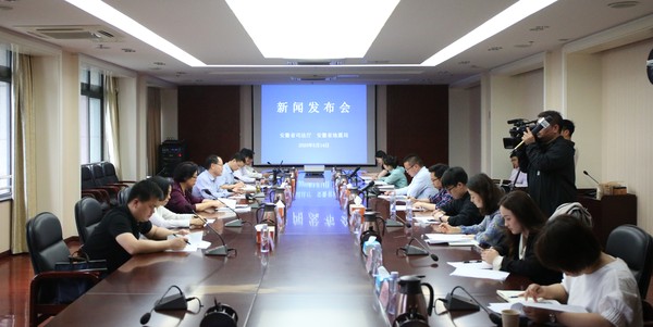 8C1A2168_副本.jpg